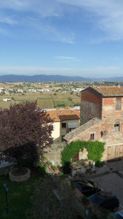 Tre Girasoli Monte San Savino Buitenkant foto