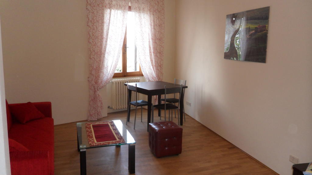 Tre Girasoli Monte San Savino Kamer foto